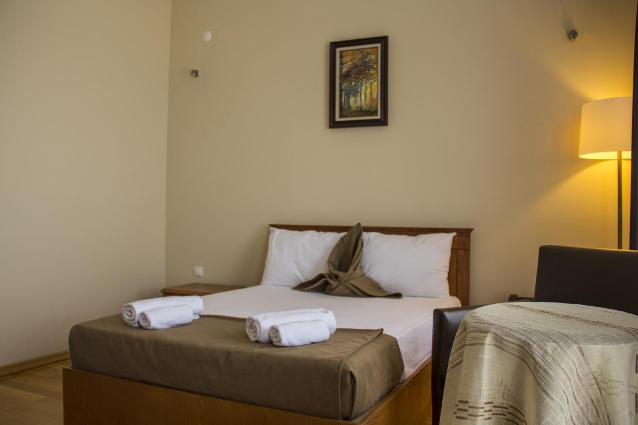 Deniz Konak Hotel Pazar  Exteriör bild